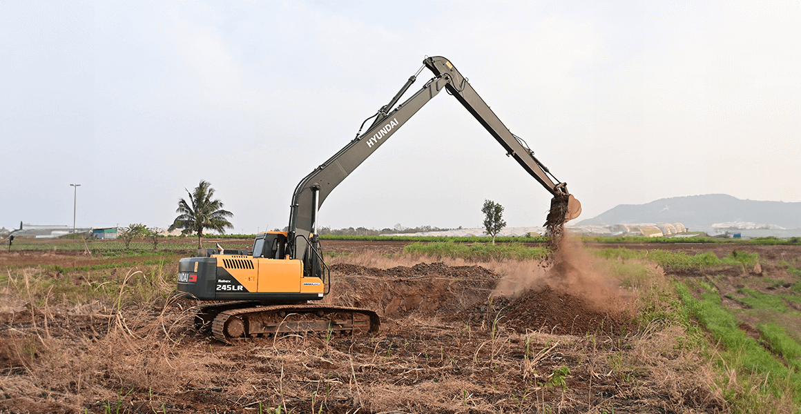 What are Long Reach Excavators?