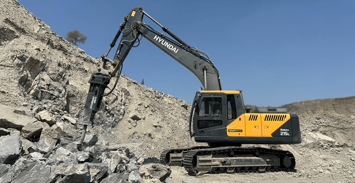 R215L SMART X Plus Excavator