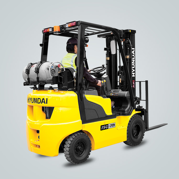 Hyundai LPG forklift - 15 18 20 L 7M