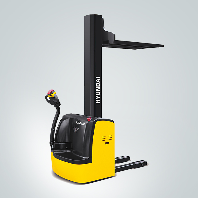 Electric pallet truck