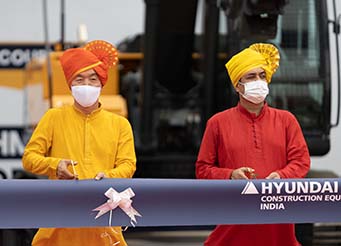 Hyundai CE India expands it's product portfolio with 3 new Special Attachment launch 