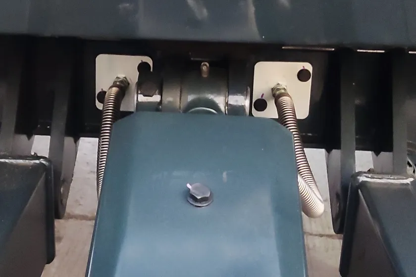 Two-piece Dozer Hose
